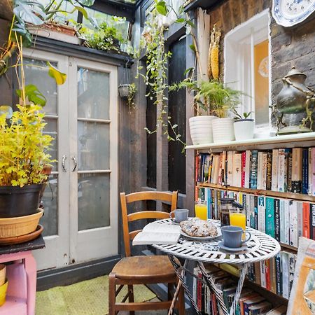 Parea Living - Cosy 1-Bed Artistic Flat At Newington Green London Bagian luar foto
